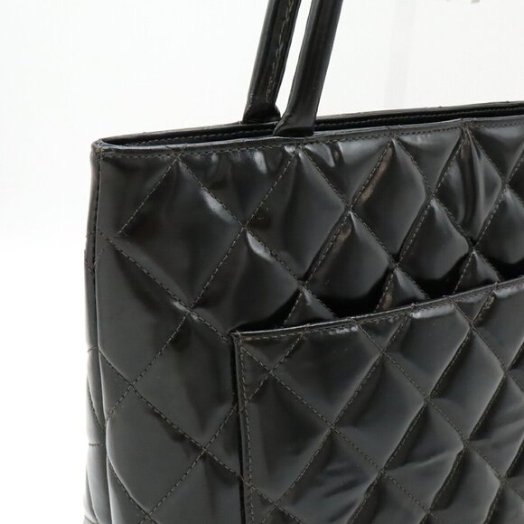 CHANEL Black Leather Logo Shoulder Bag - Picture 6 of 10